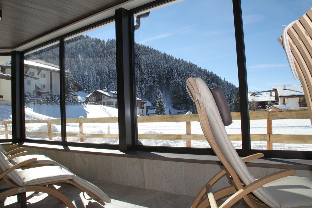 Residence La Selva Exteriör bild
